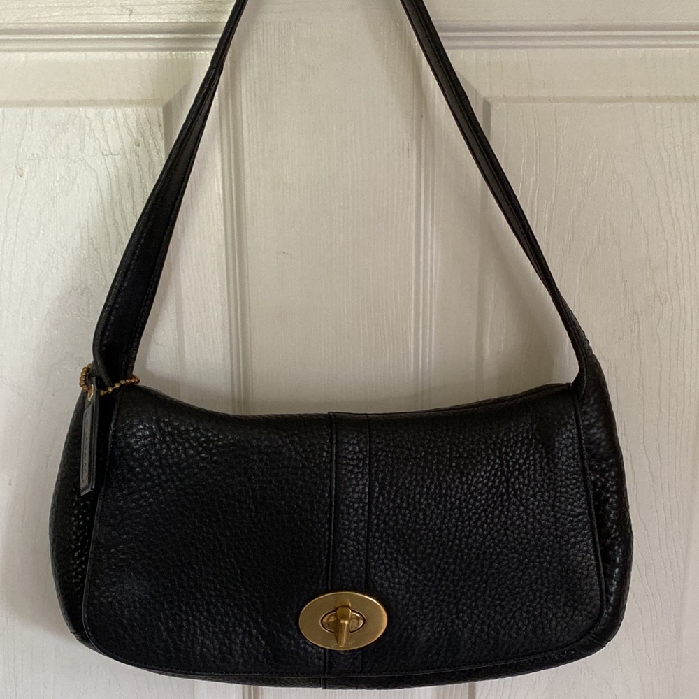 Euc Coach Ergo Flap bag in pebbled leather